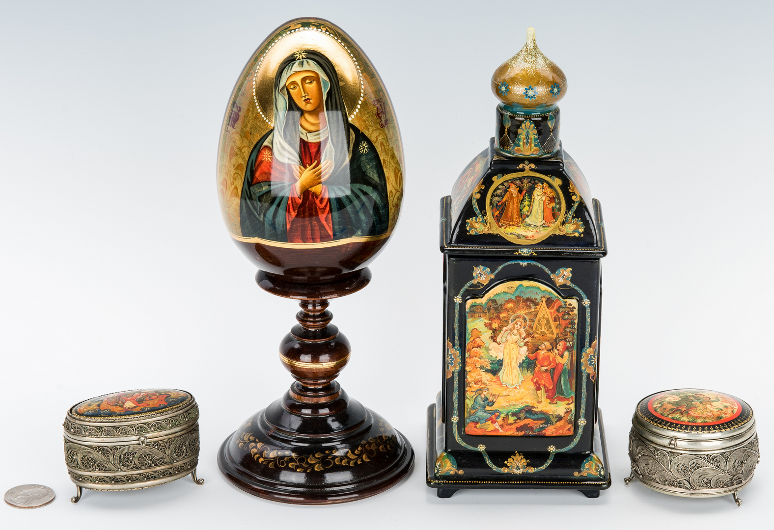 Lot 920: 4 Russian Decorative Items, incl. Lacquerware