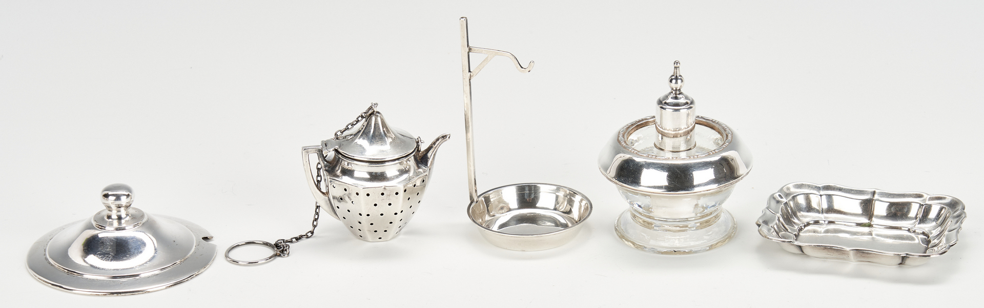 Lot 939: 47 Sterling Silver Items, incl nut dishes