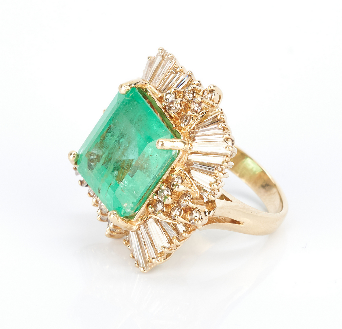 Lot 216: Ladies Square Cut Emerald & Diamond Ring