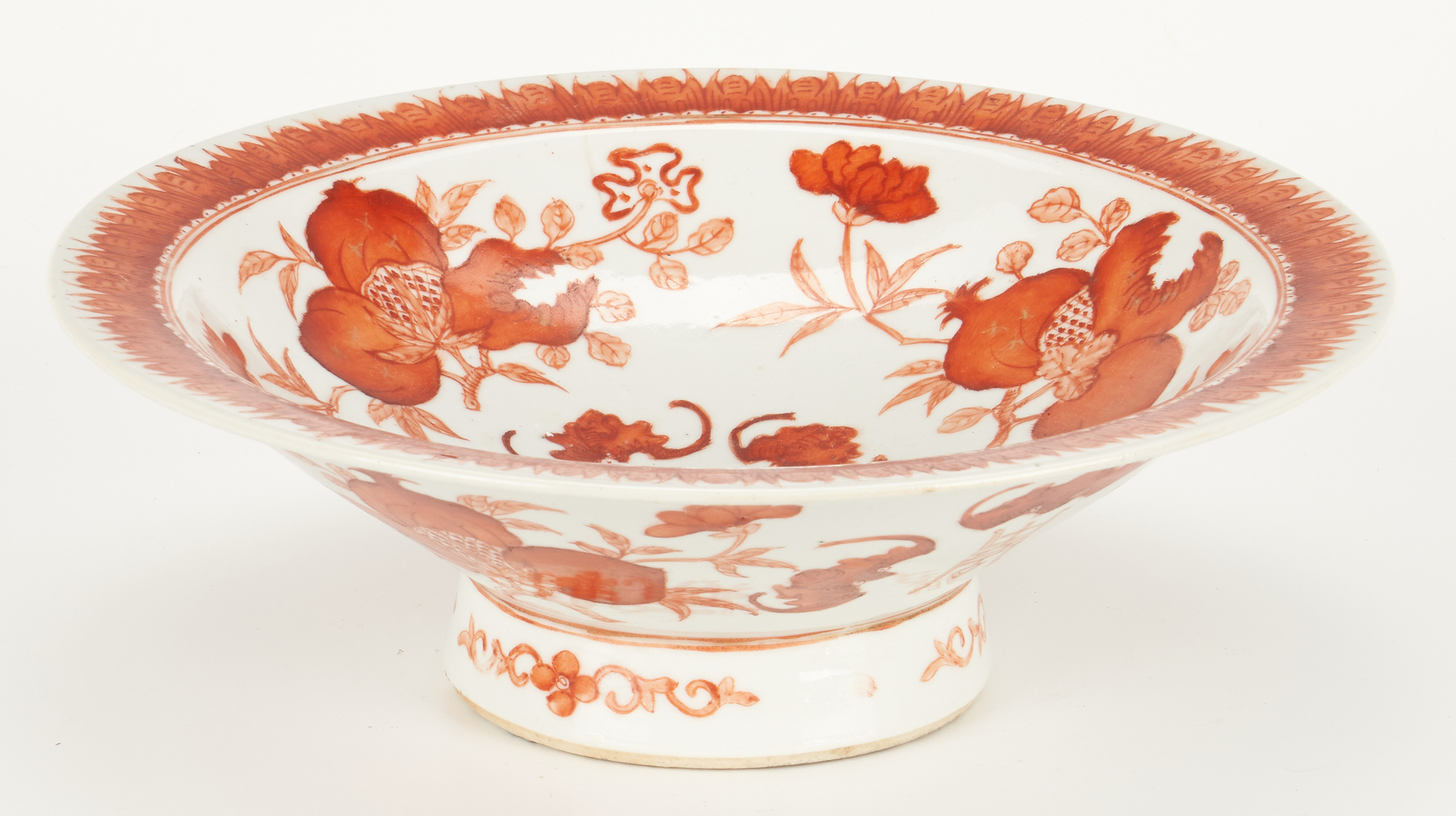 Lot 21: Chinese Famille Rose Tray and Bowl with Bats