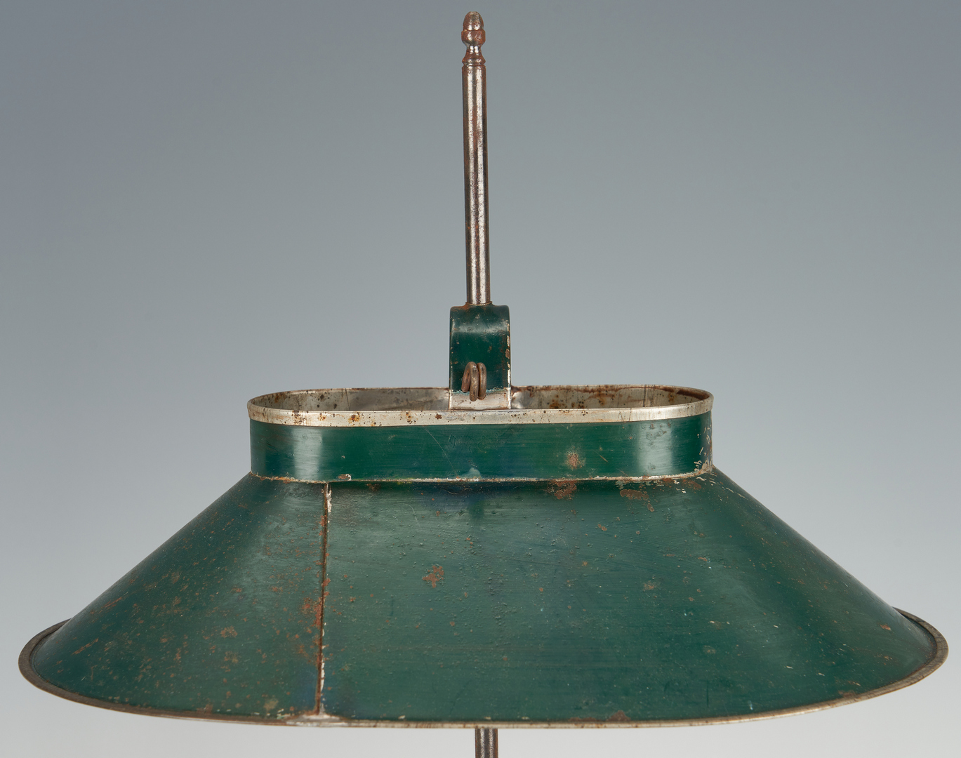 Lot 392: Pr. of Jerry Martin Painted Tin Student Lamps