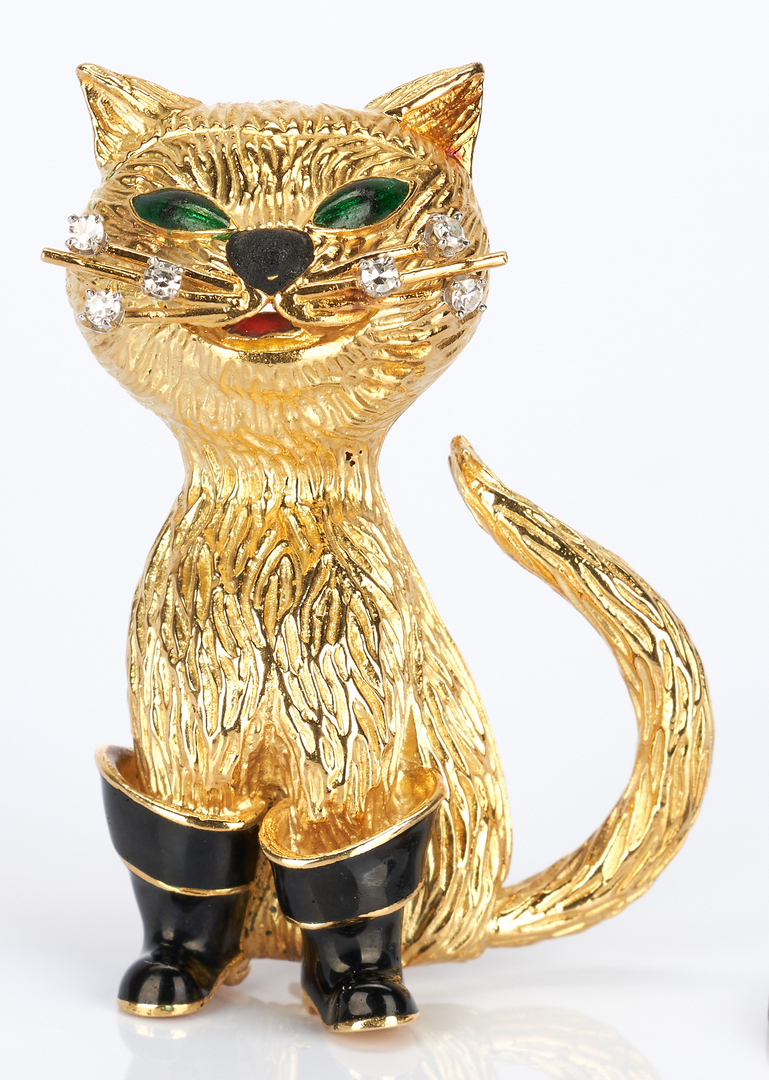 Lot 427: 18K Gold and Diamond "Puss 'n Boots" Pin