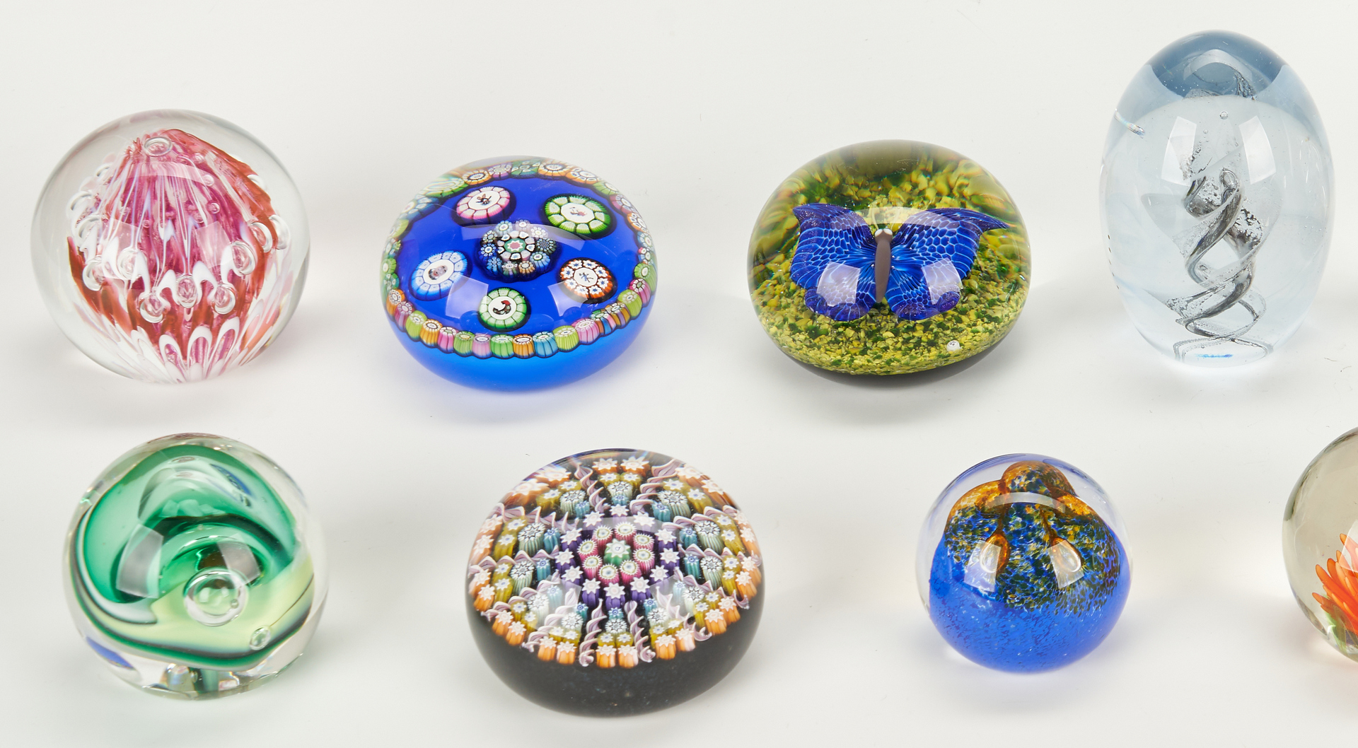 Lot 480: 15 Paperweights, incl. Baccarat, Lalique