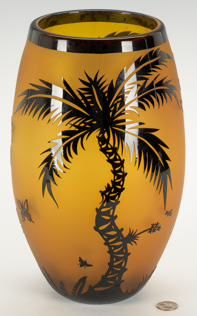 Lot 493: Duncan McClellan Art Glass Vase