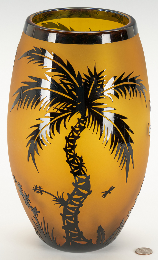 Lot 493: Duncan McClellan Art Glass Vase