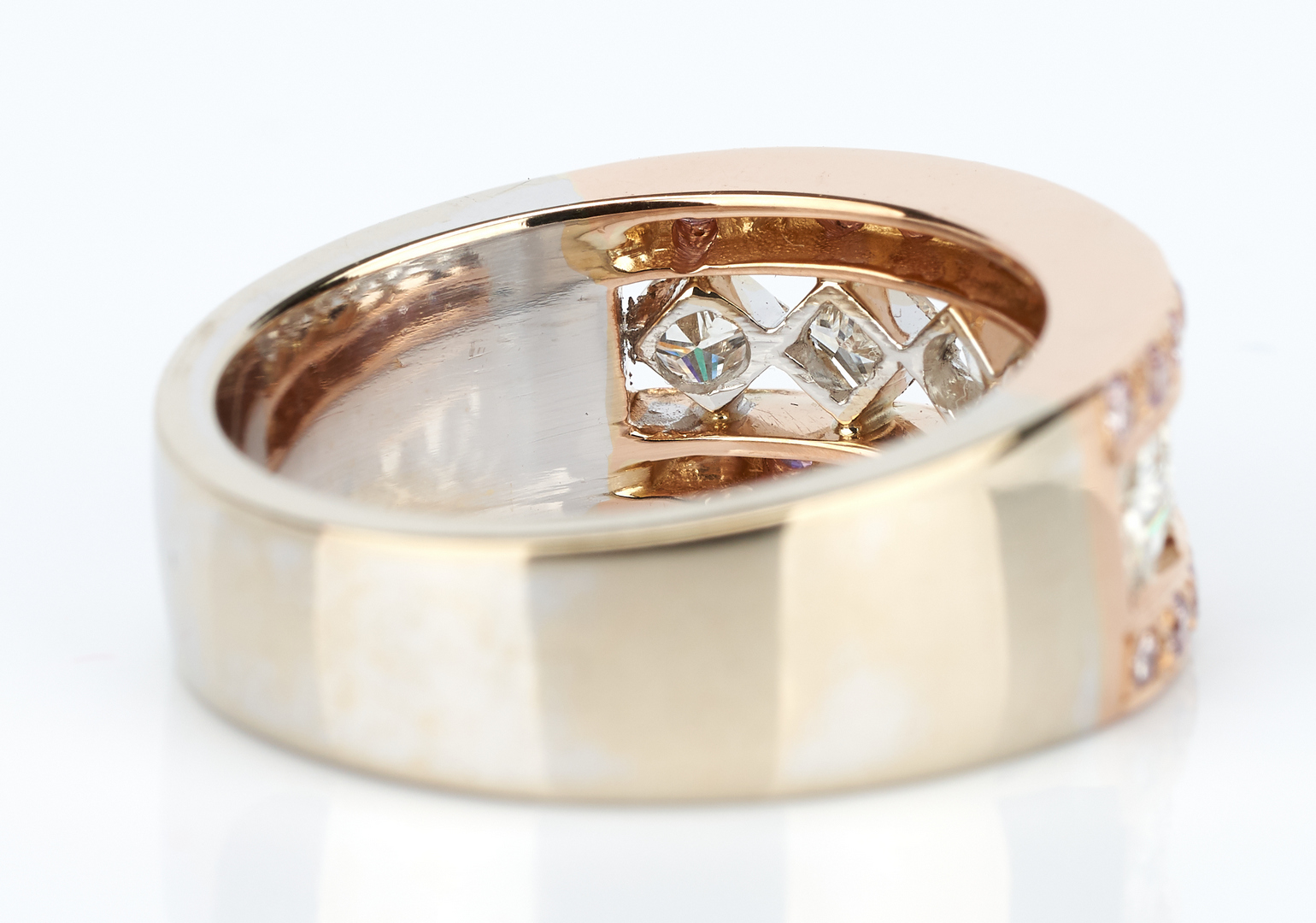 Lot 730: Ladies 18K White and Rose Gold & Diamond Ring