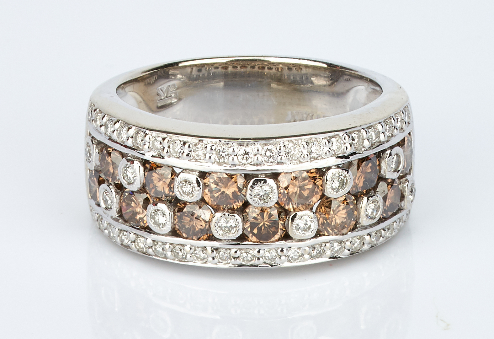 Lot 740: Ladies 14K Levian Chocolate Diamond Ring