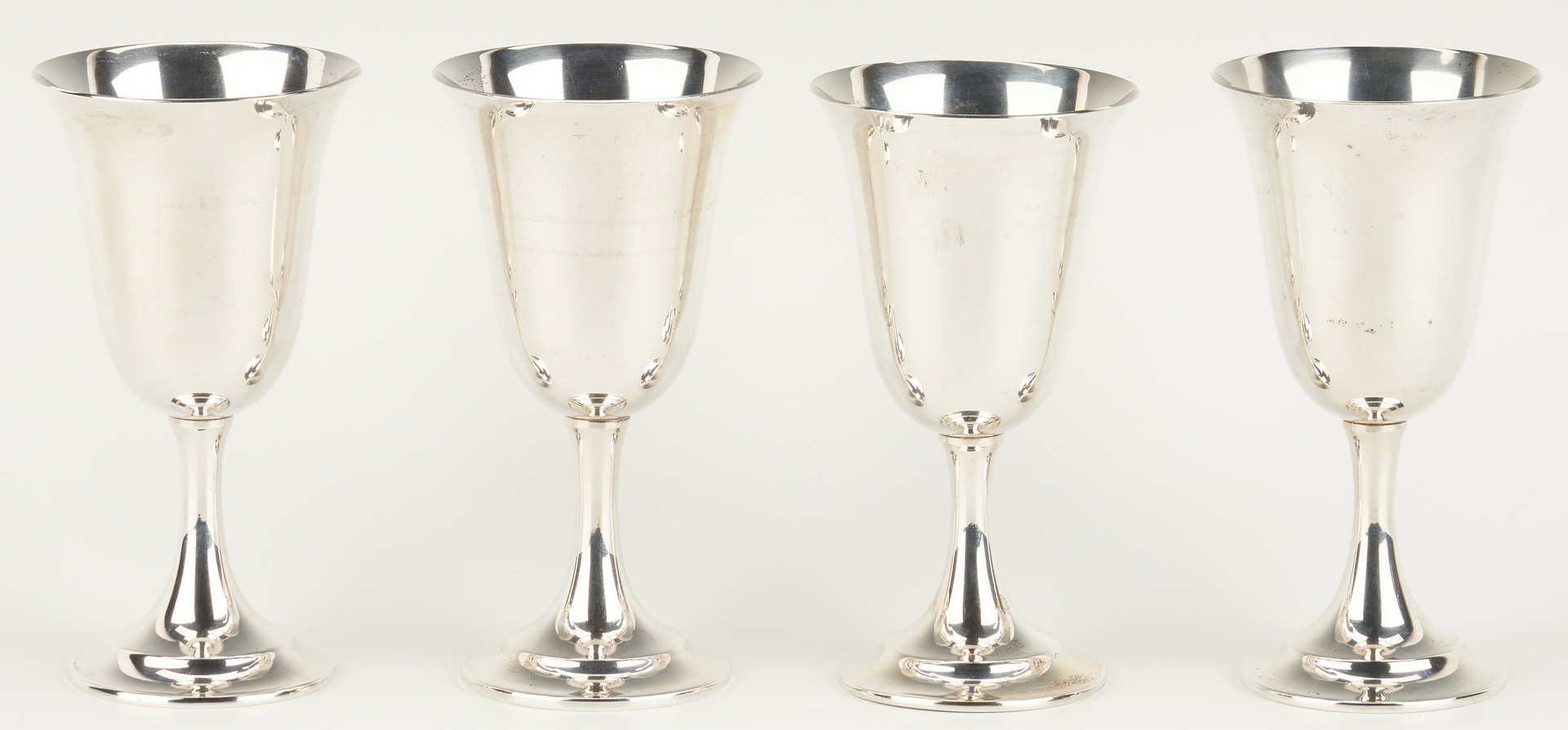 Lot 804:  8 International Lord Saybrook Sterling Silver Goblets
