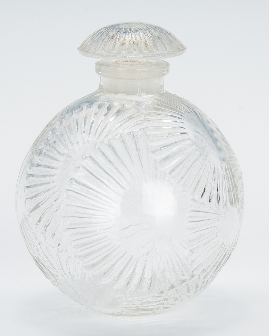 Lot 831: Group of Lalique Glass, 6 pcs. incl. Smoke Set