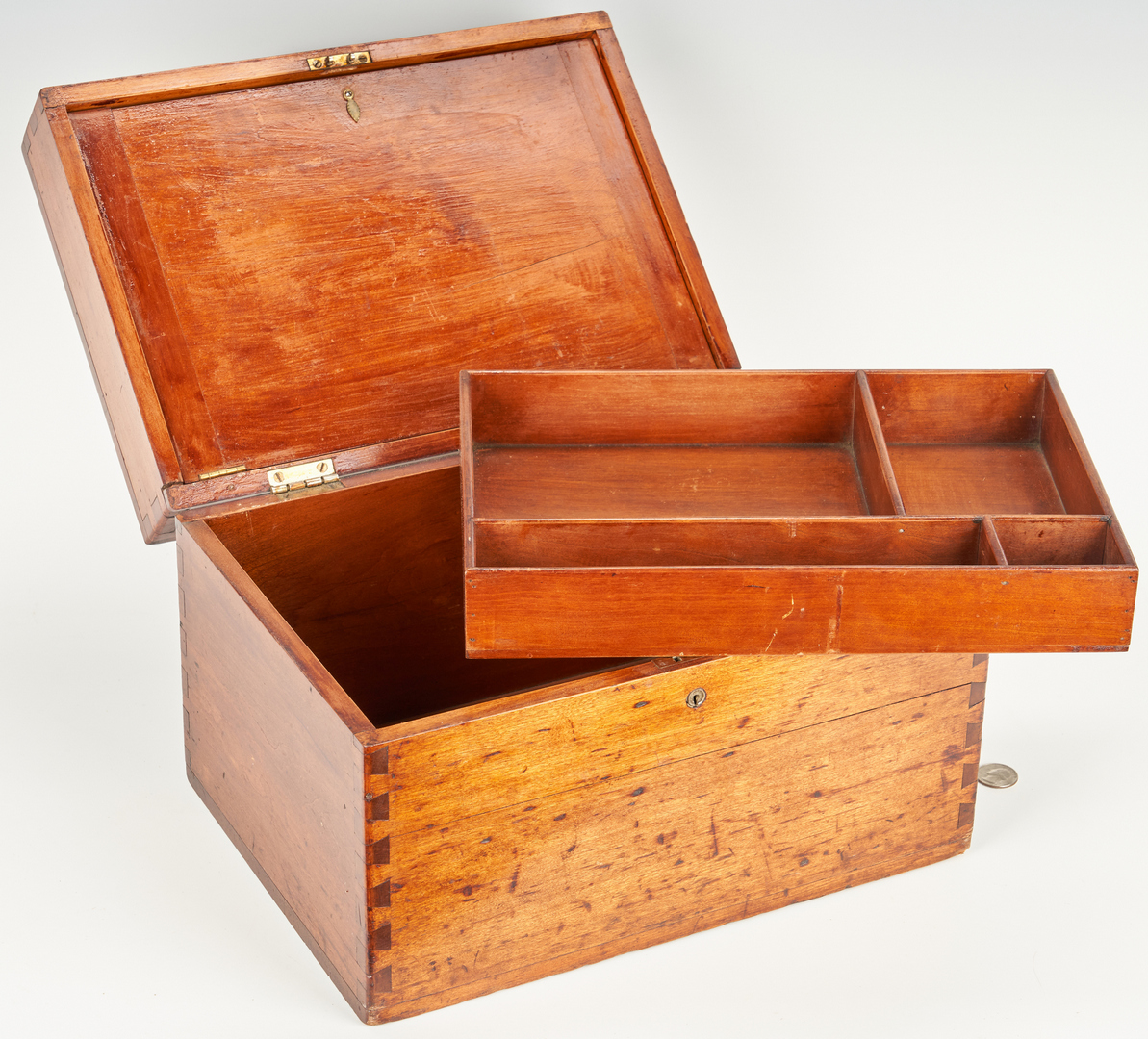 Lot 877: 5 Assorted Boxes, incl. Shaving Box