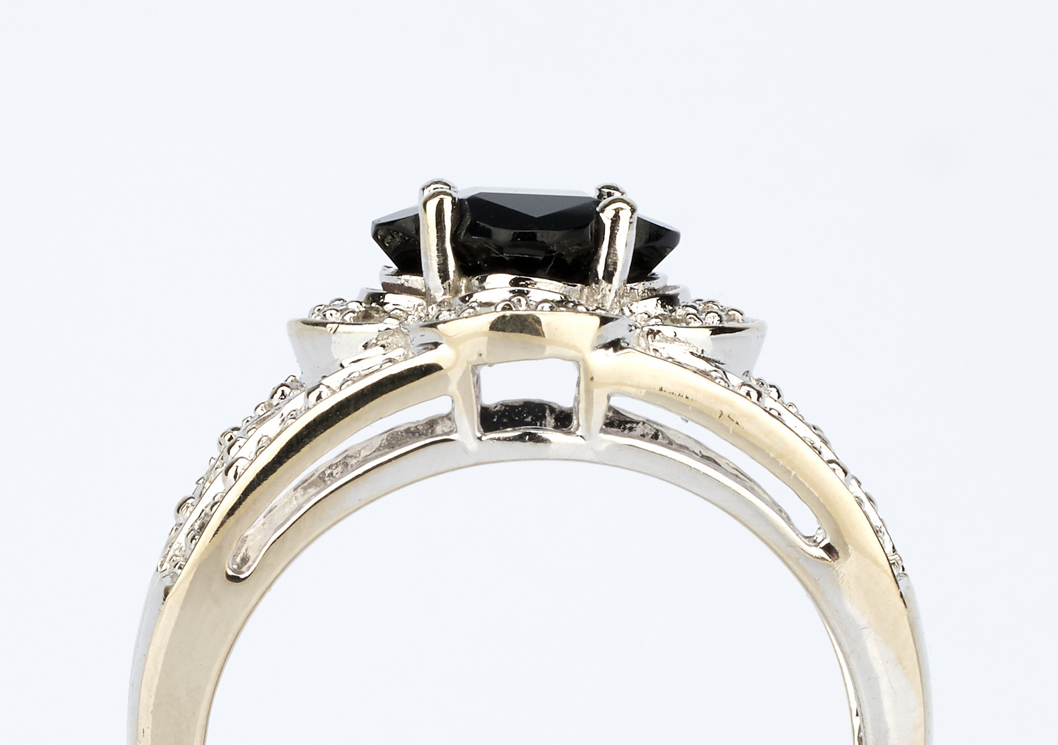 Lot 915: 1 Ladies 14K Onyx and Diamond Ring & 1 Ladies 18K Necklace