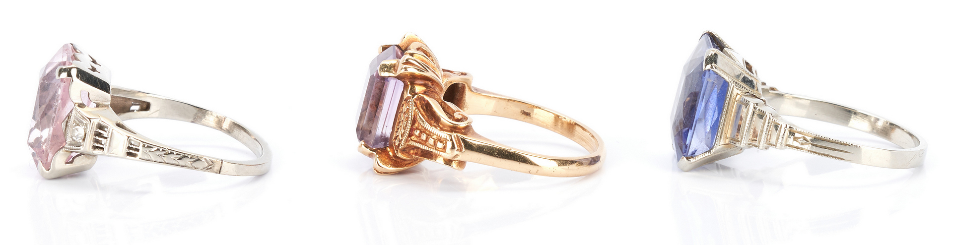 Lot 929: 3 Gold Rings with Gemstones