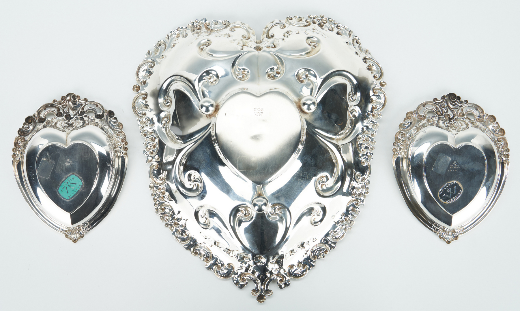 Lot 937: 3 Sterling Heart Shaped bowls incl. Gorham 1880