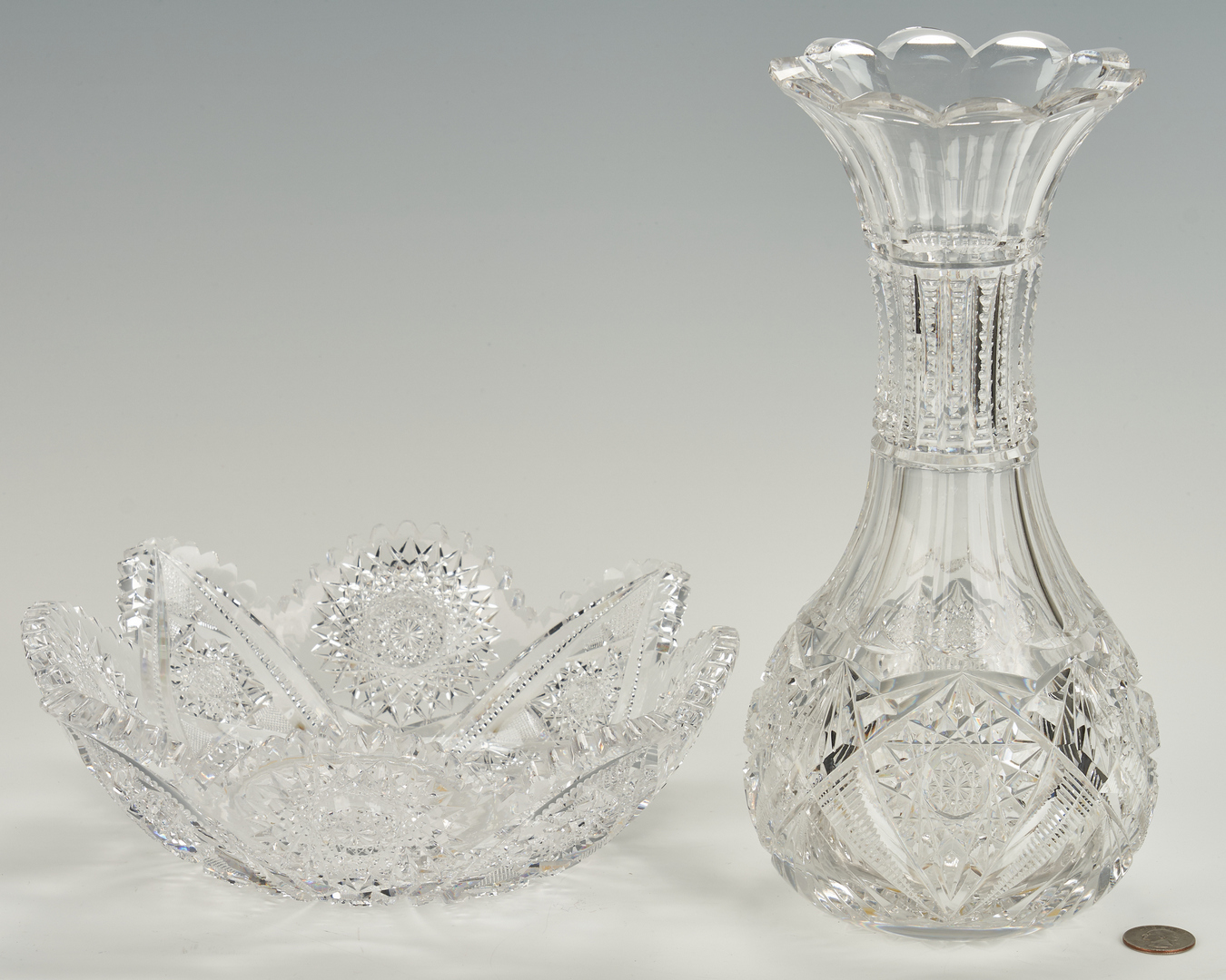 Lot 1077: 11 Decorative Glass Items incl. ABPCG