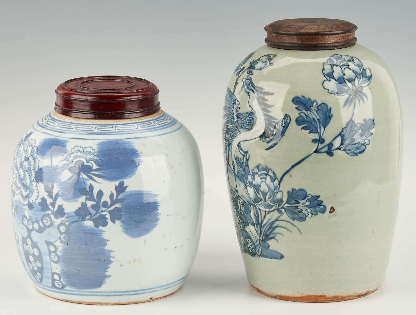 Lot 1097: 4 Asian Blue & White Porcelain Vases