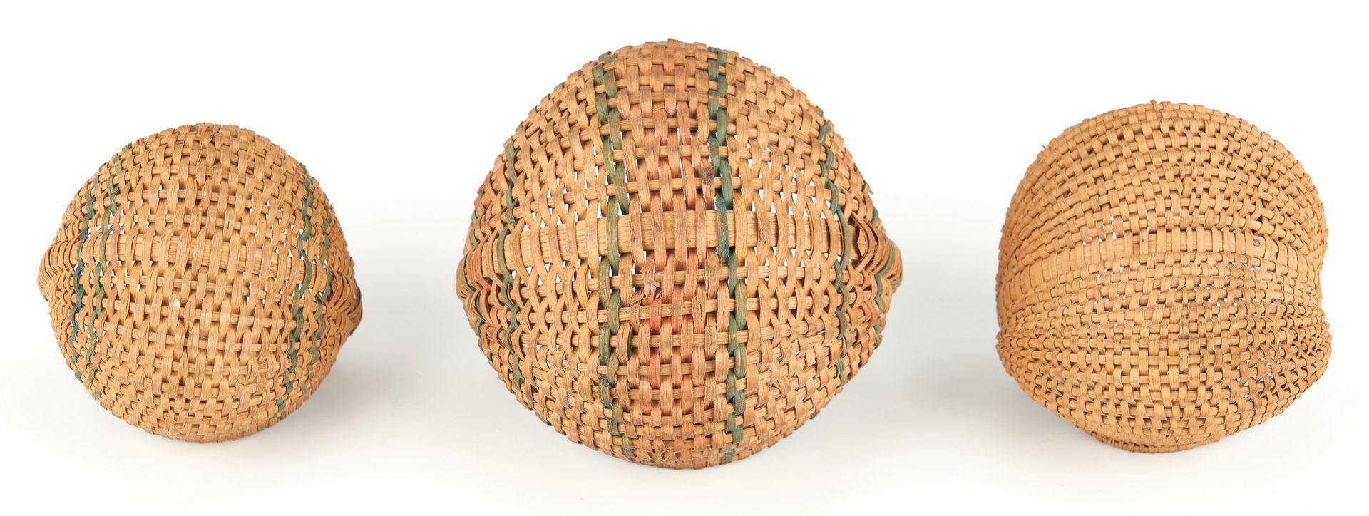 Lot 203: 3 Miniature Virginia Buttocks Baskets