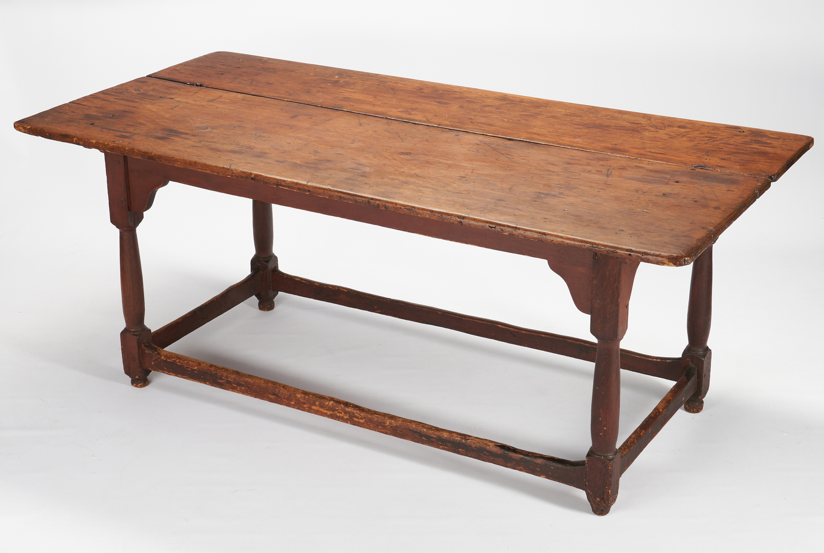 Lot 232: William and Mary Mid-Atlantic Stretcher Base Table
