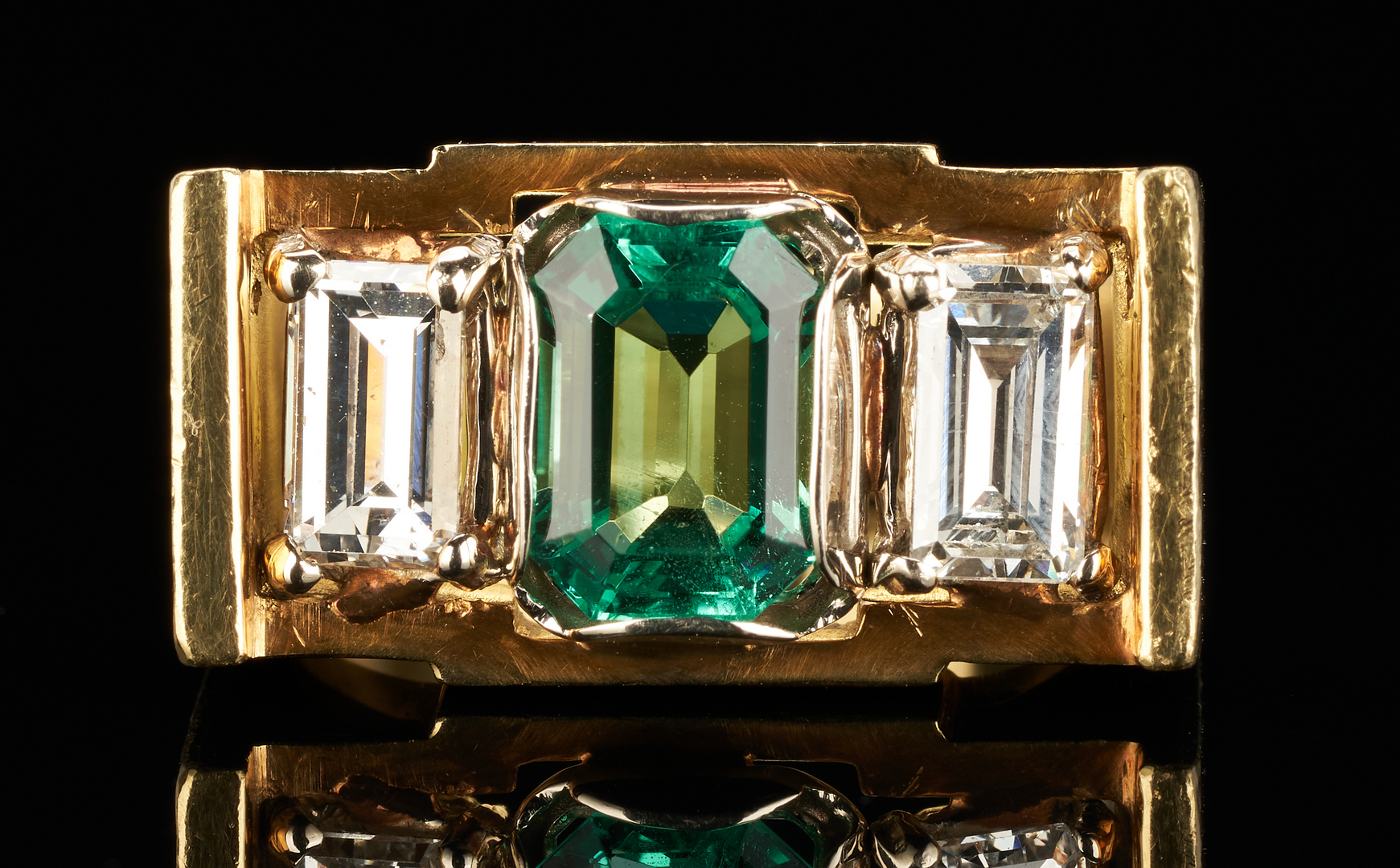 Lot 258: Men's 18K Emerald and Diamond Ring