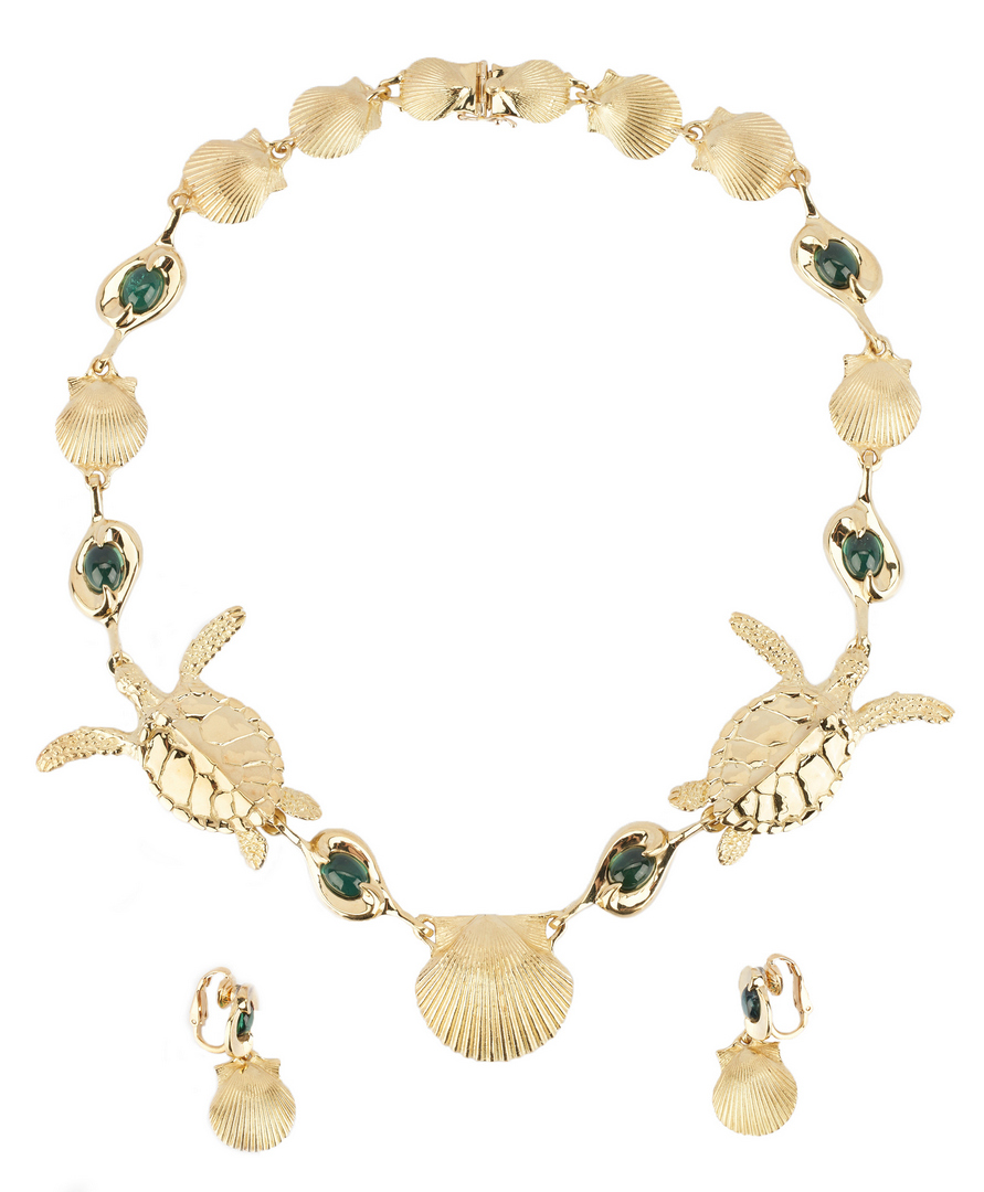 Lot 38: 18K Gold Sea Turtle & Shell Necklace & Earrings, Harvey