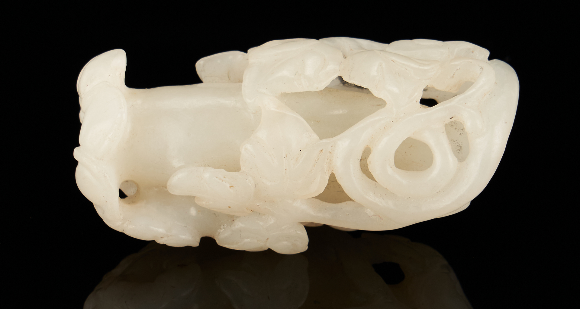 Lot 391: 2 Chinese Carved Jade Items, incl. White Jade