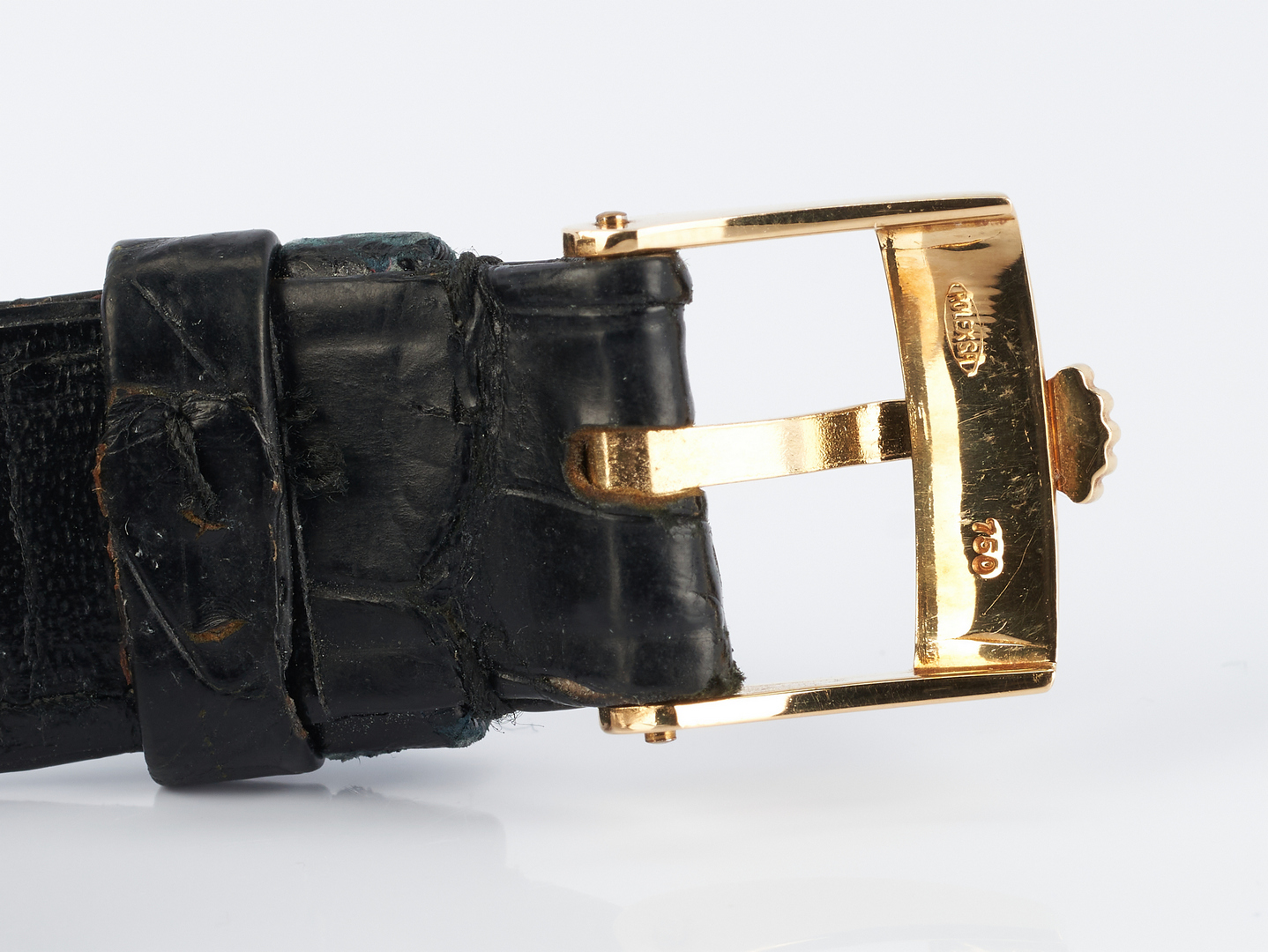 Lot 43: Rolex Medium Datejust 18K Wrist Watch