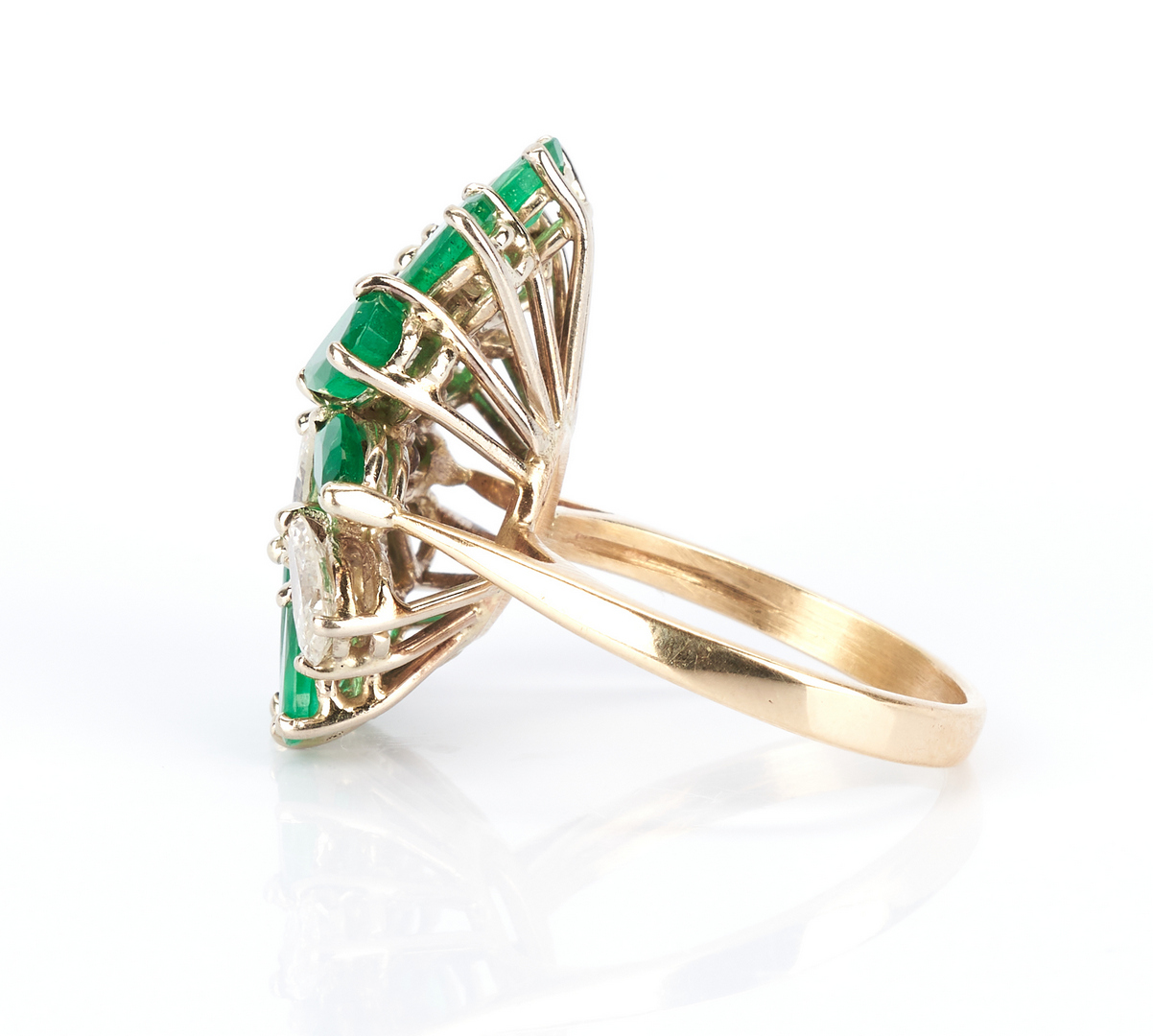 Lot 487: Ladies Emerald & Diamond Dinner Ring