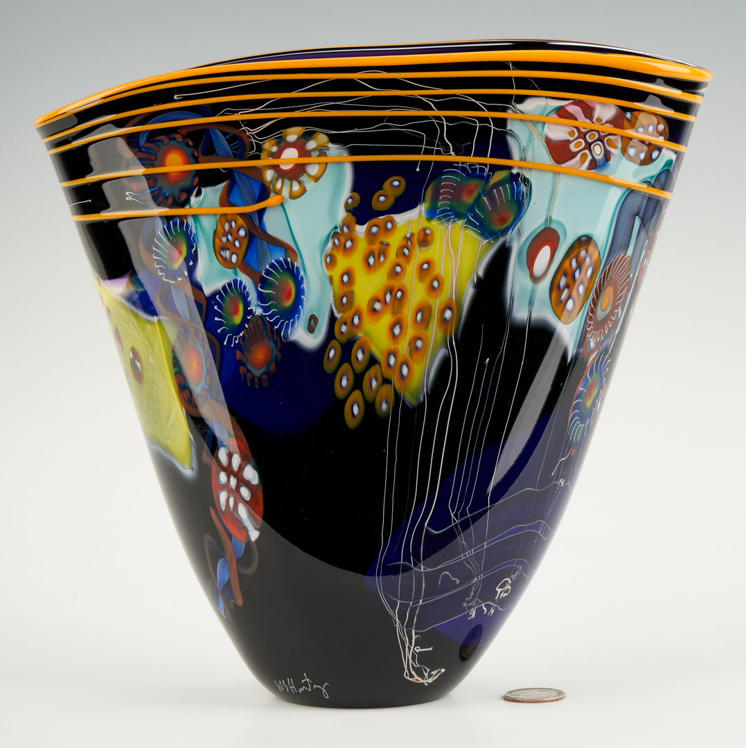 Lot 550: Wes Hunting Art Glass Vase