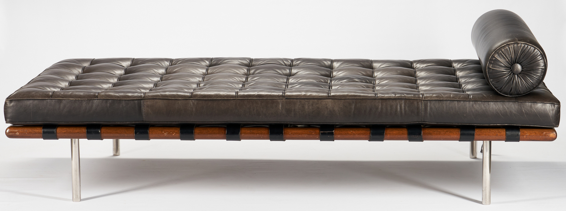 Lot 592: Knoll Barcelona Couch or Daybed