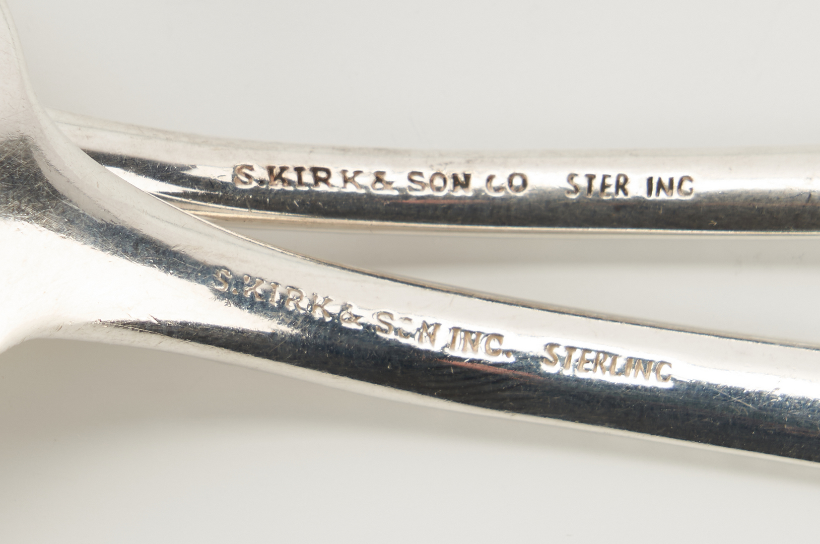 Lot 60: S. Kirk & Son Sterling Silver Repousse Flatware, 157 Pcs.