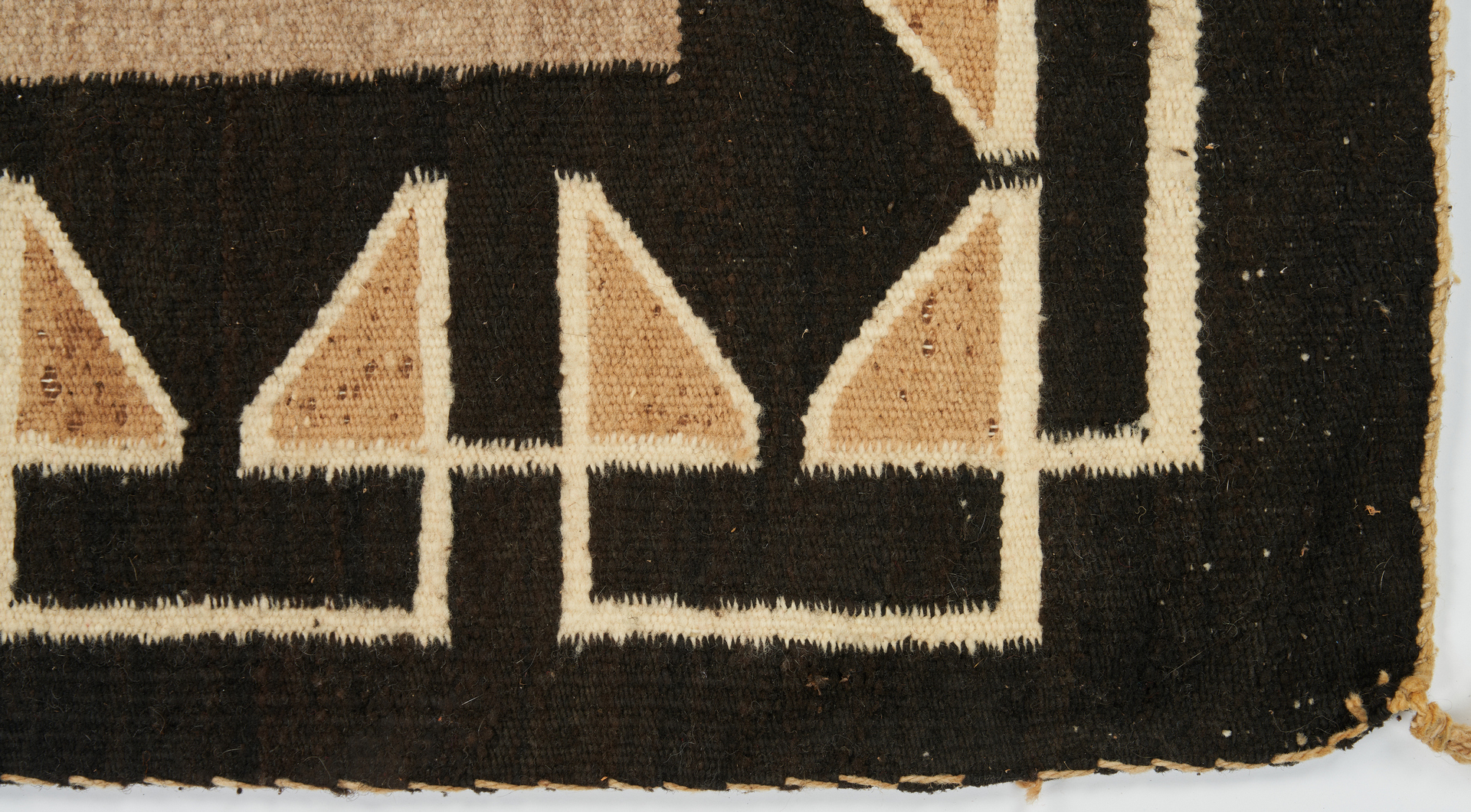 Lot 610:  Navajo Eyedazzler Wool Blanket