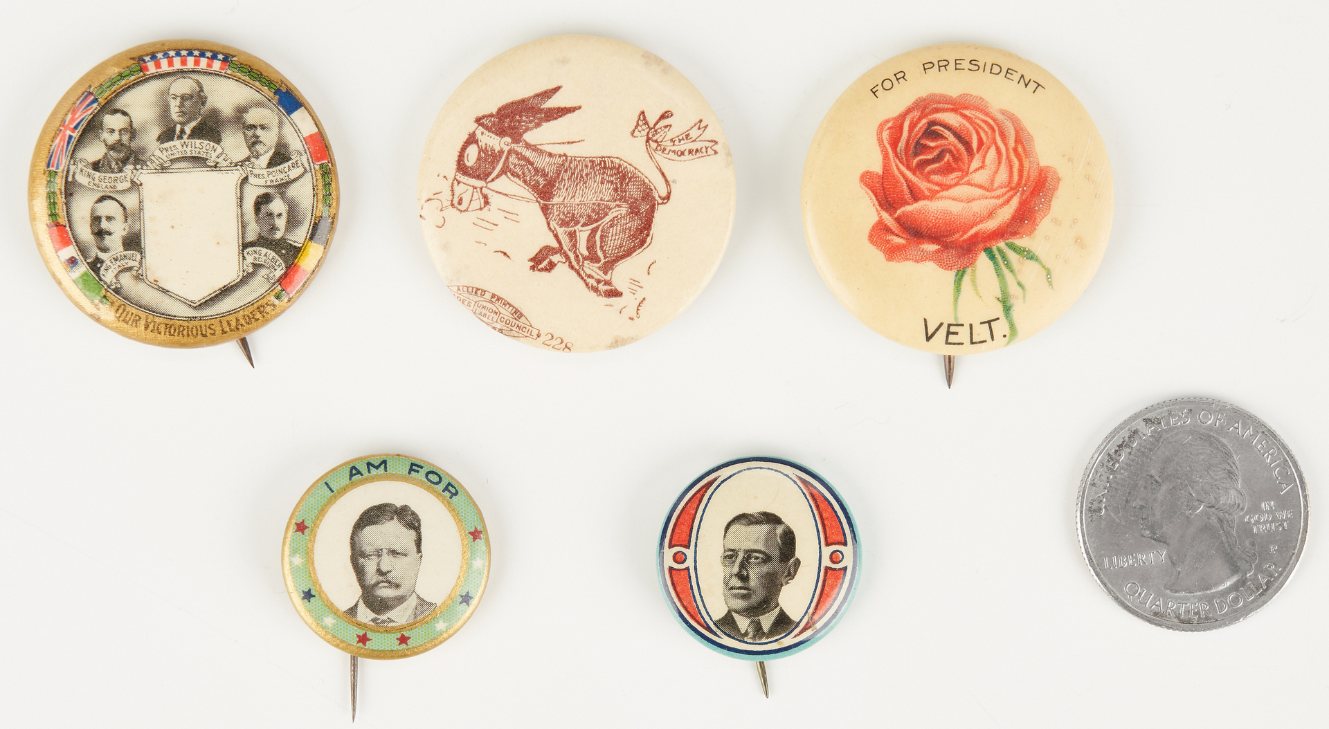 Lot 678: 5 Political Buttons, incl. Wilson, T. Roosevelt Buttons