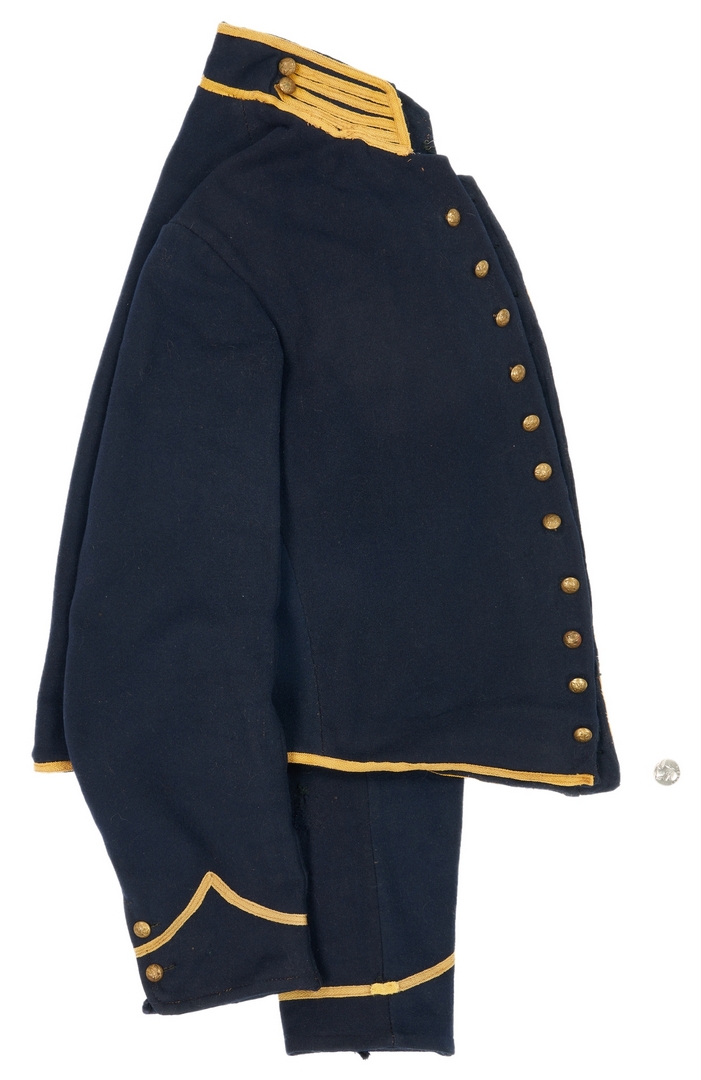 Lot 712: U.S. Union Cincinnati Arsenal Cavalry Jacket, Ohio Related