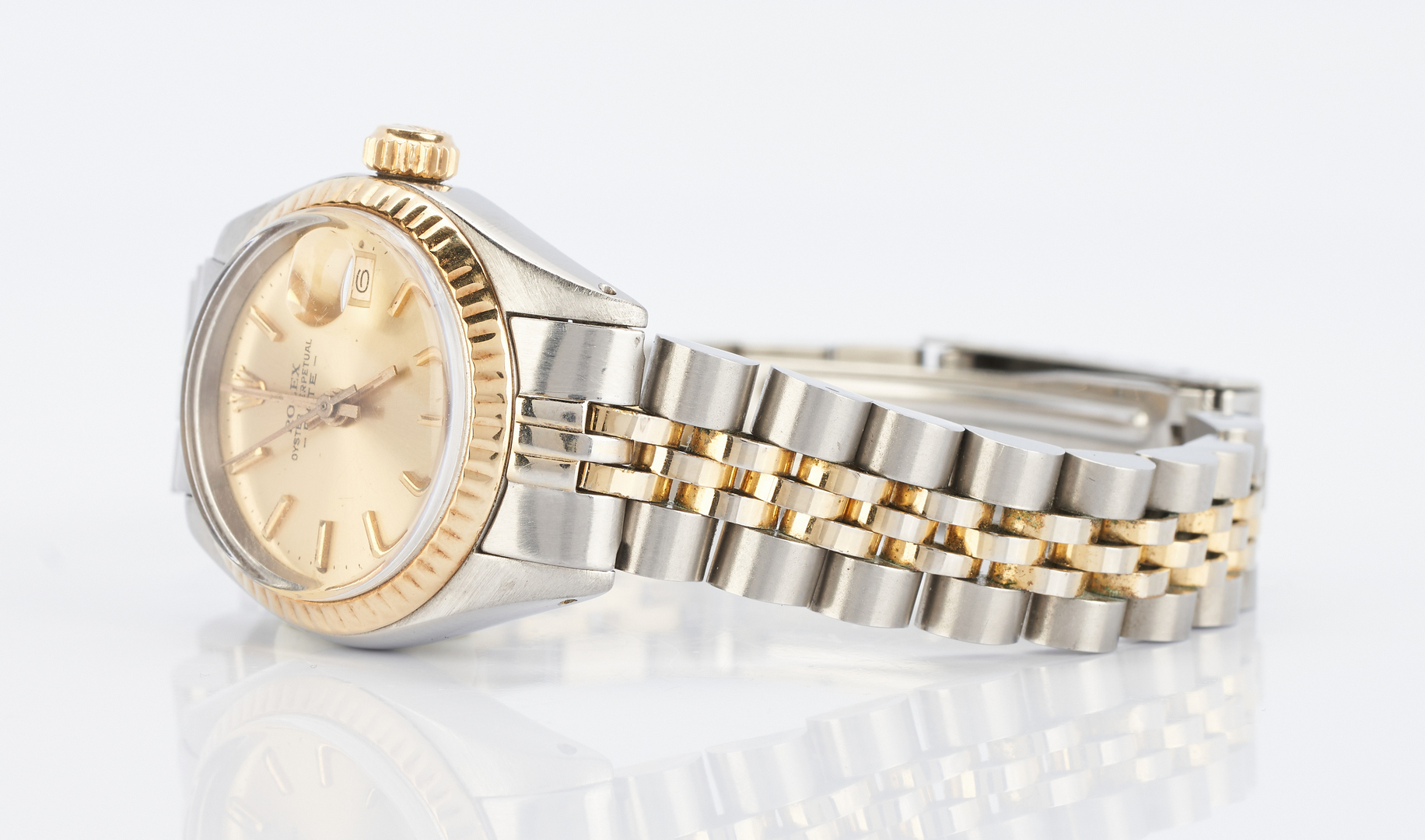 Lot 827: Ladies 26MM Two-Tone Datejust Rolex Wristwatch
