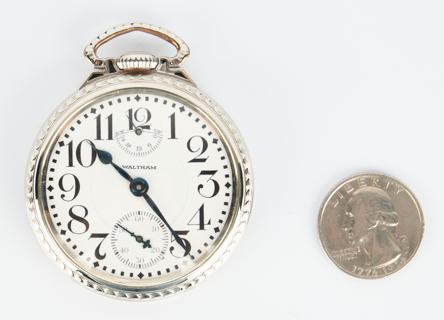 Lot 831: 1926 Waltham Vanguard Pocket Watch, Wide Indicator