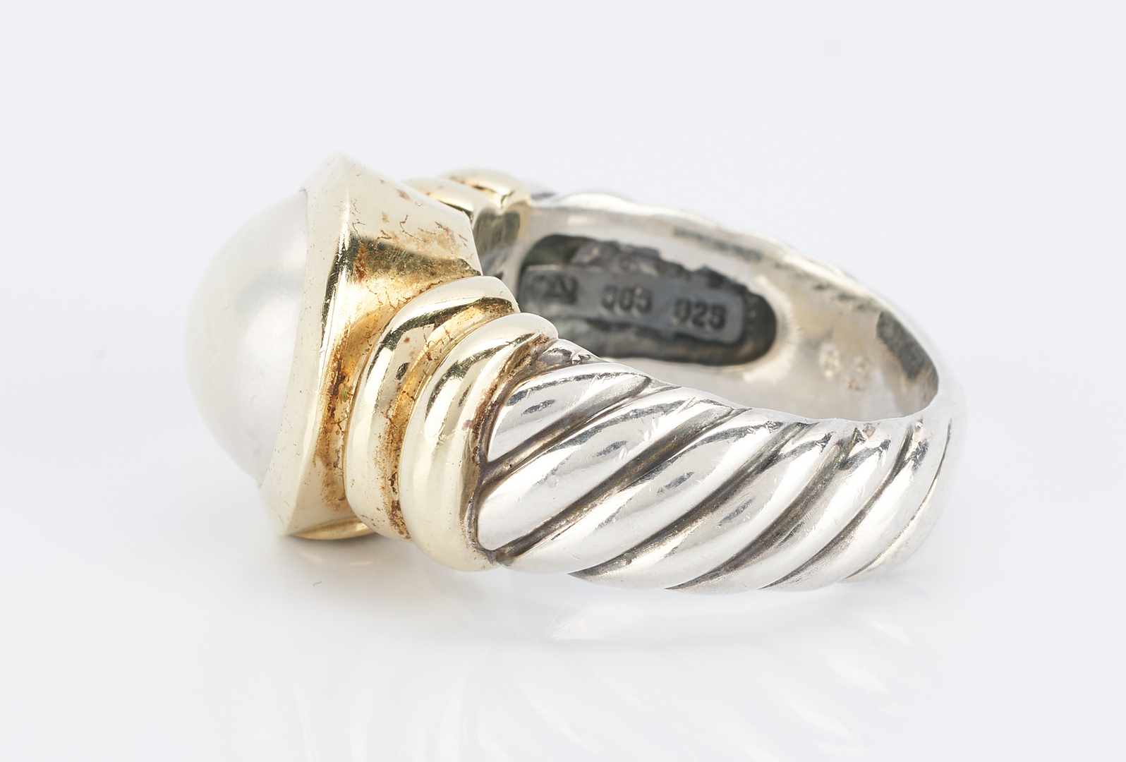 Lot 834: David Yurman 14K & Sterling Silver Pearl Ring