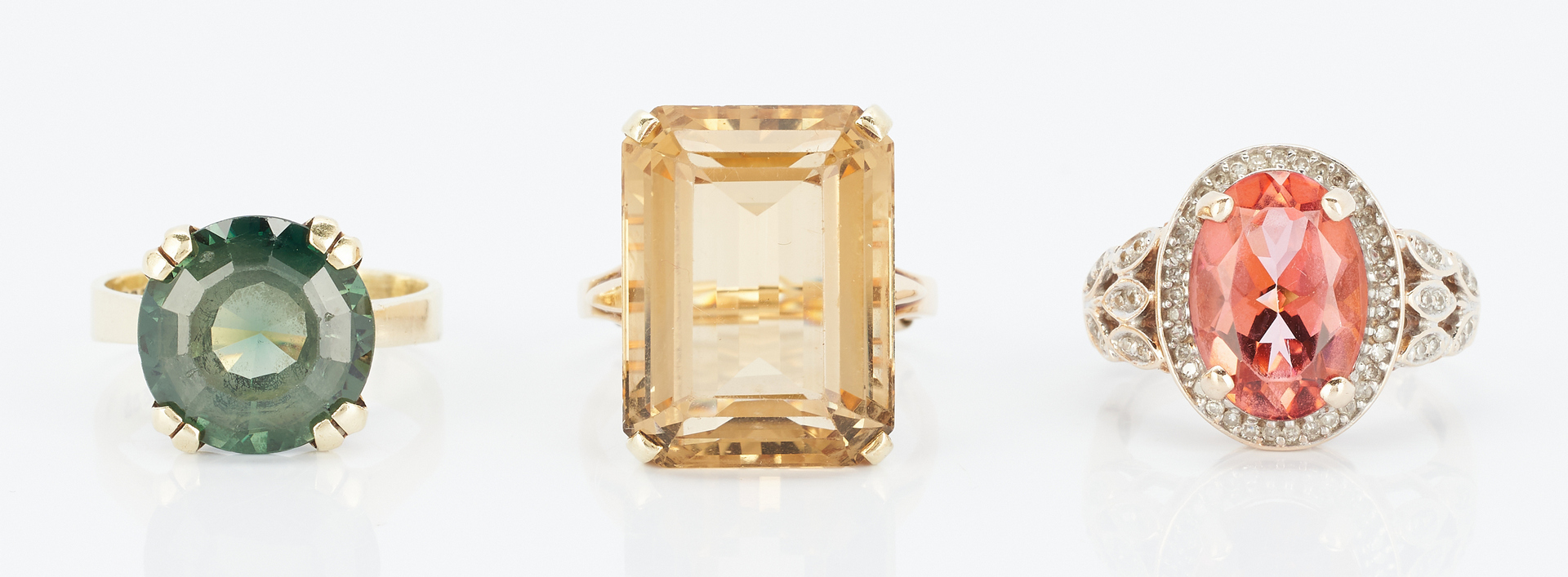 Lot 841: 3 Ladies Yellow Gold & Gemstone Rings