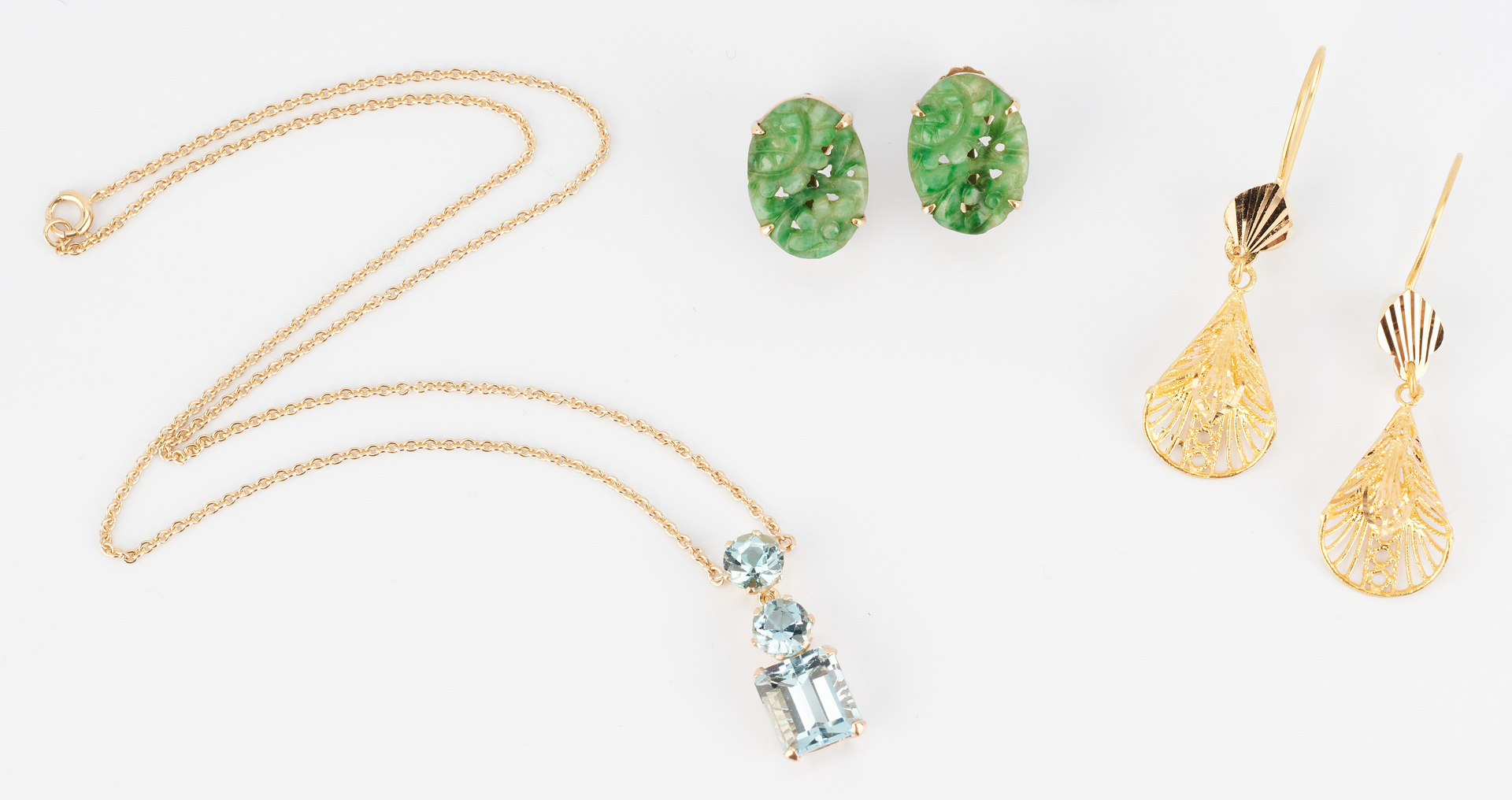 Lot 844: 3 Ladies Jewelry Items, incl. Jade & Aquamarine