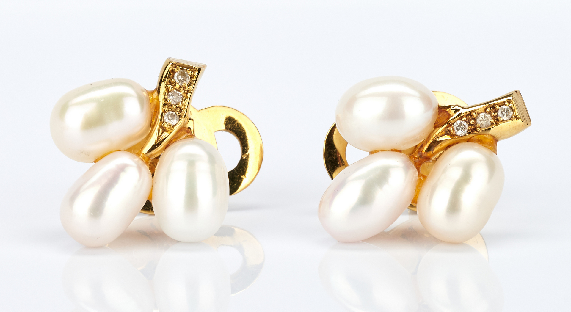 Lot 932: Assorted Ladies 14K Pearl & Diamond Jewelry