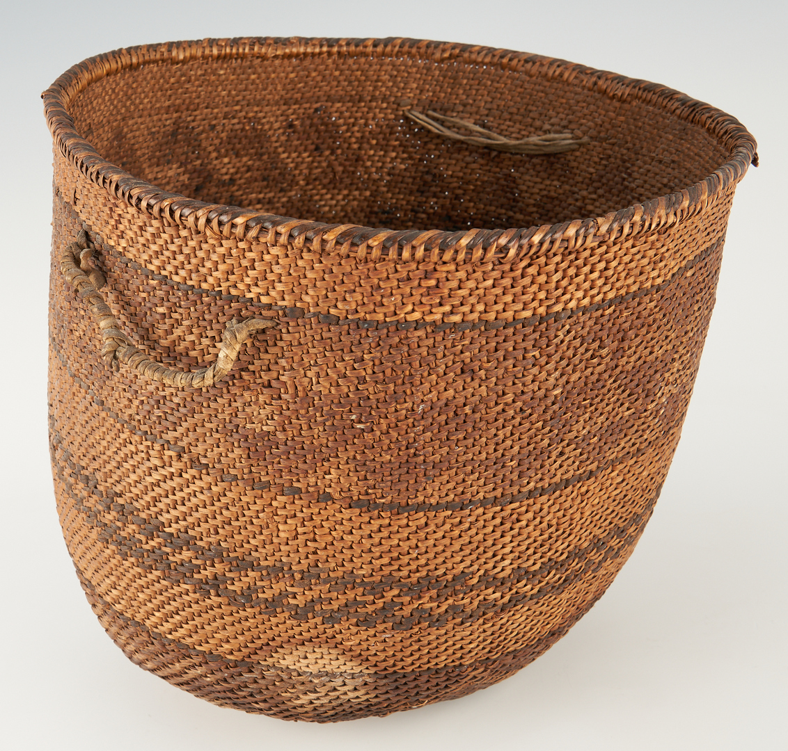Lot 1099: California or Pacific Northwest Native American Storage Basket