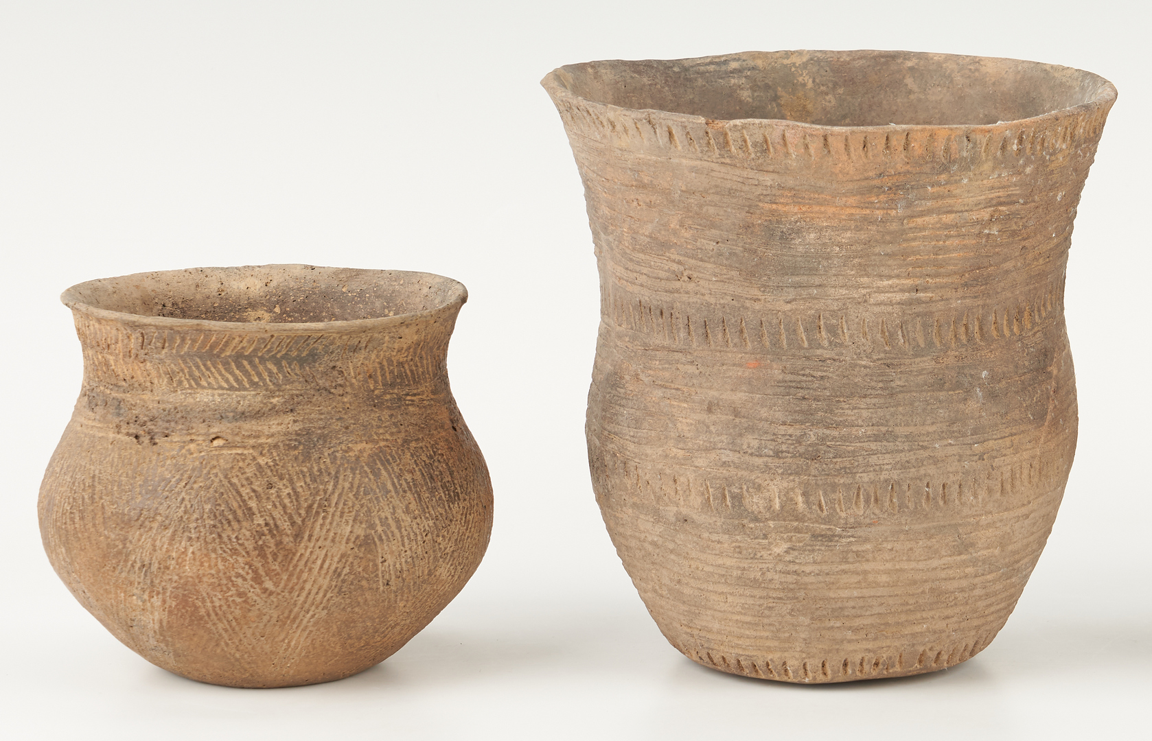 Lot 1112: 3 Mississippian Caddo Pottery Jars, Incised