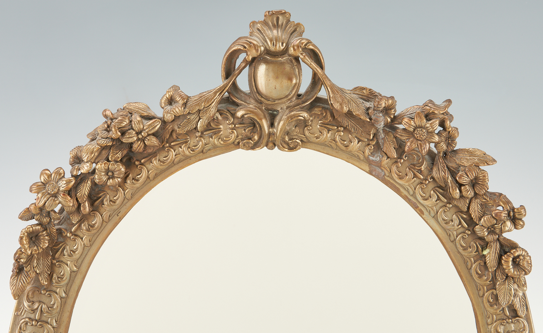 Lot 1168: Louis XV Style Bronze Tabletop Vanity Mirror w/ Figural Cupids