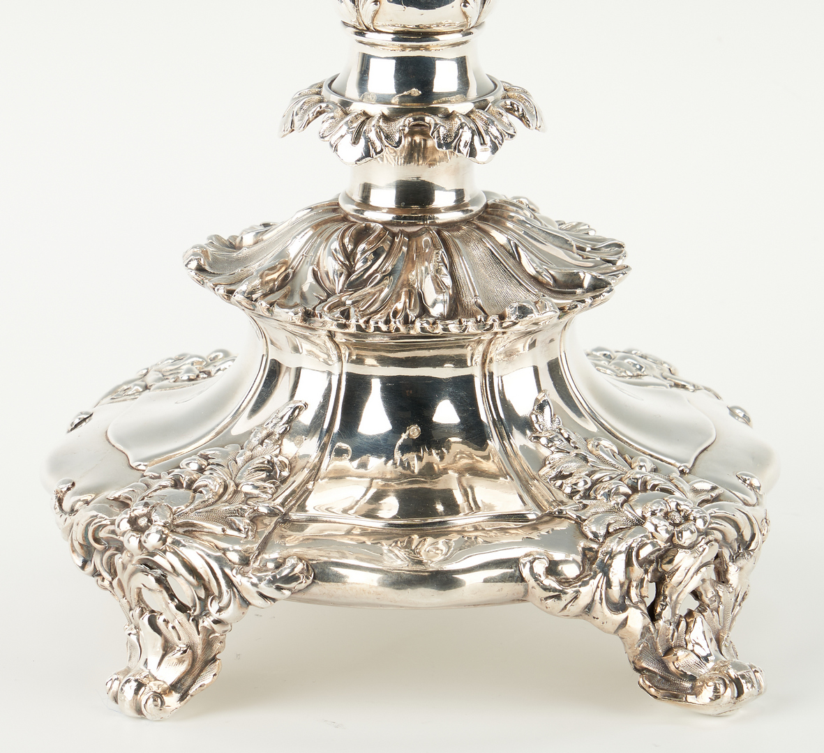 Lot 285: Victorian Old Sheffield Silverplate Epergne