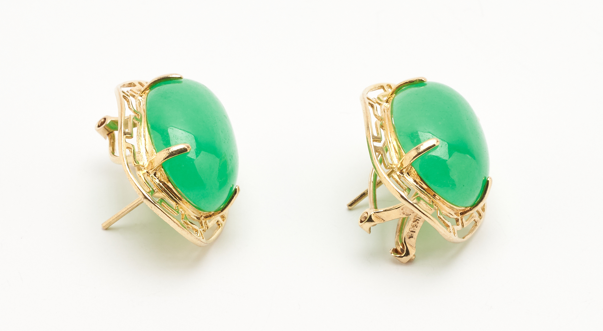 Lot 435: Jade & 14K Gold Bracelet with Earrings
