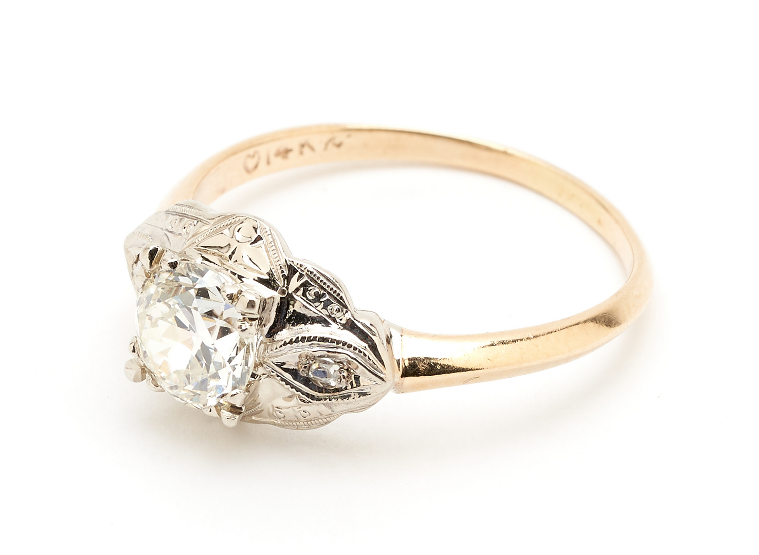 Lot 64: 14K Vintage European Diamond Ring
