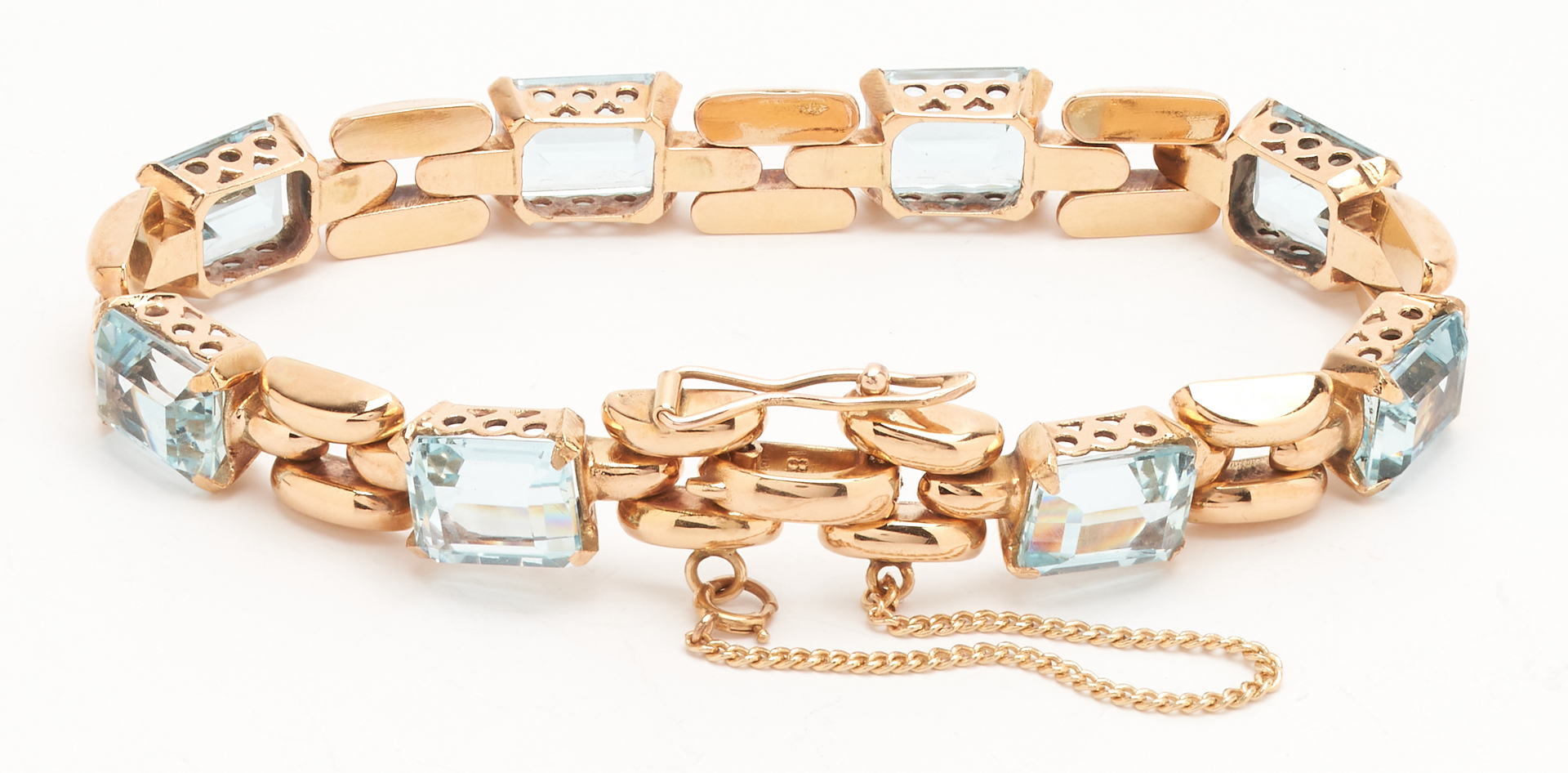 Lot 65: Ladies 18K Aquamarine Bracelet