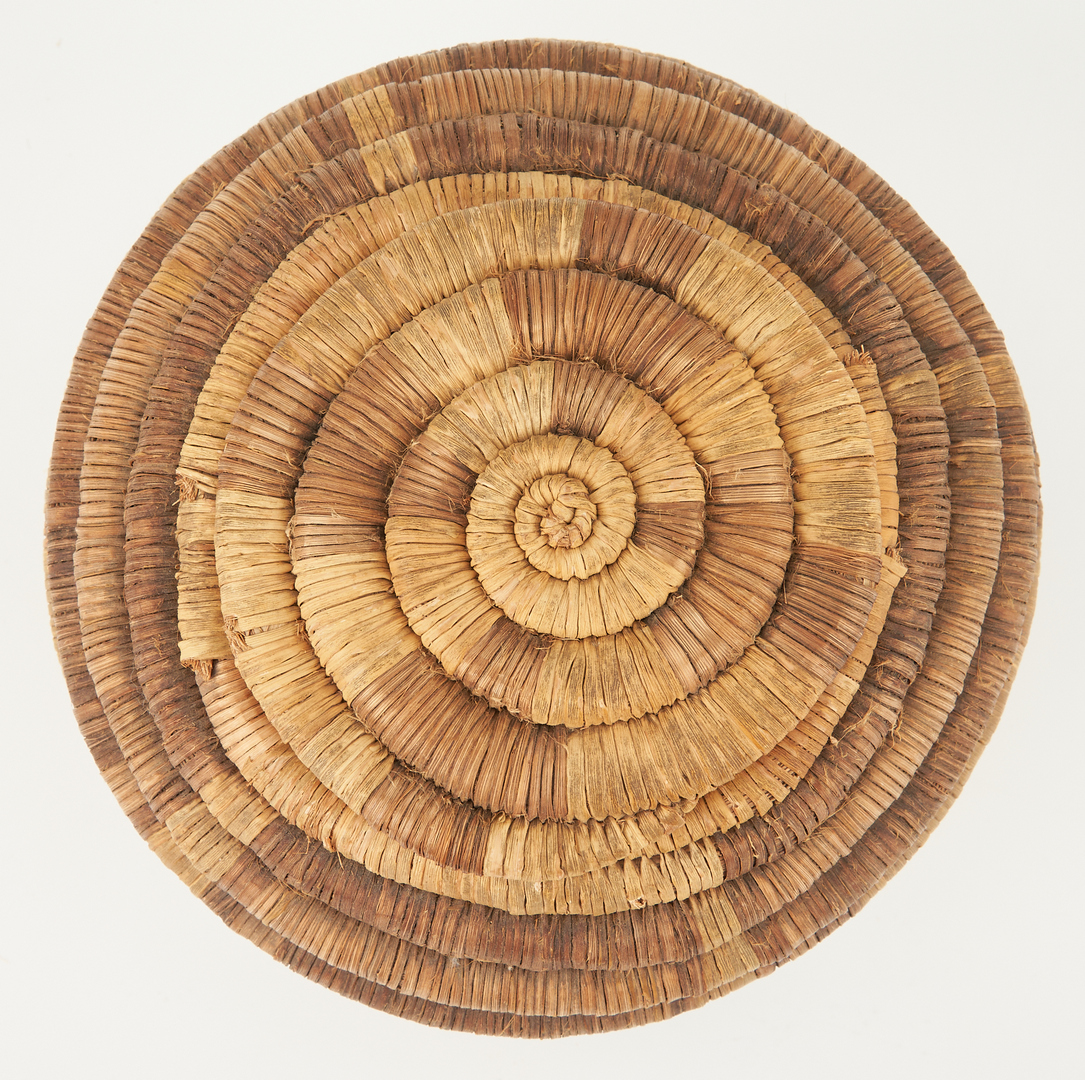 Lot 660: 5 Native American Decorative Items, incl. Papago & Hopi Baskets
