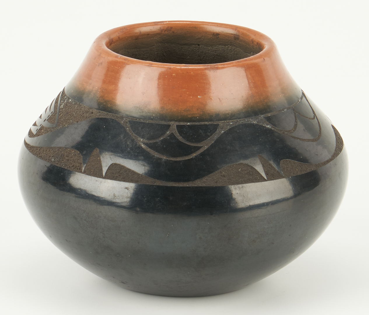 Lot 668: San Ildefonso Pottery Jar by Tony Da