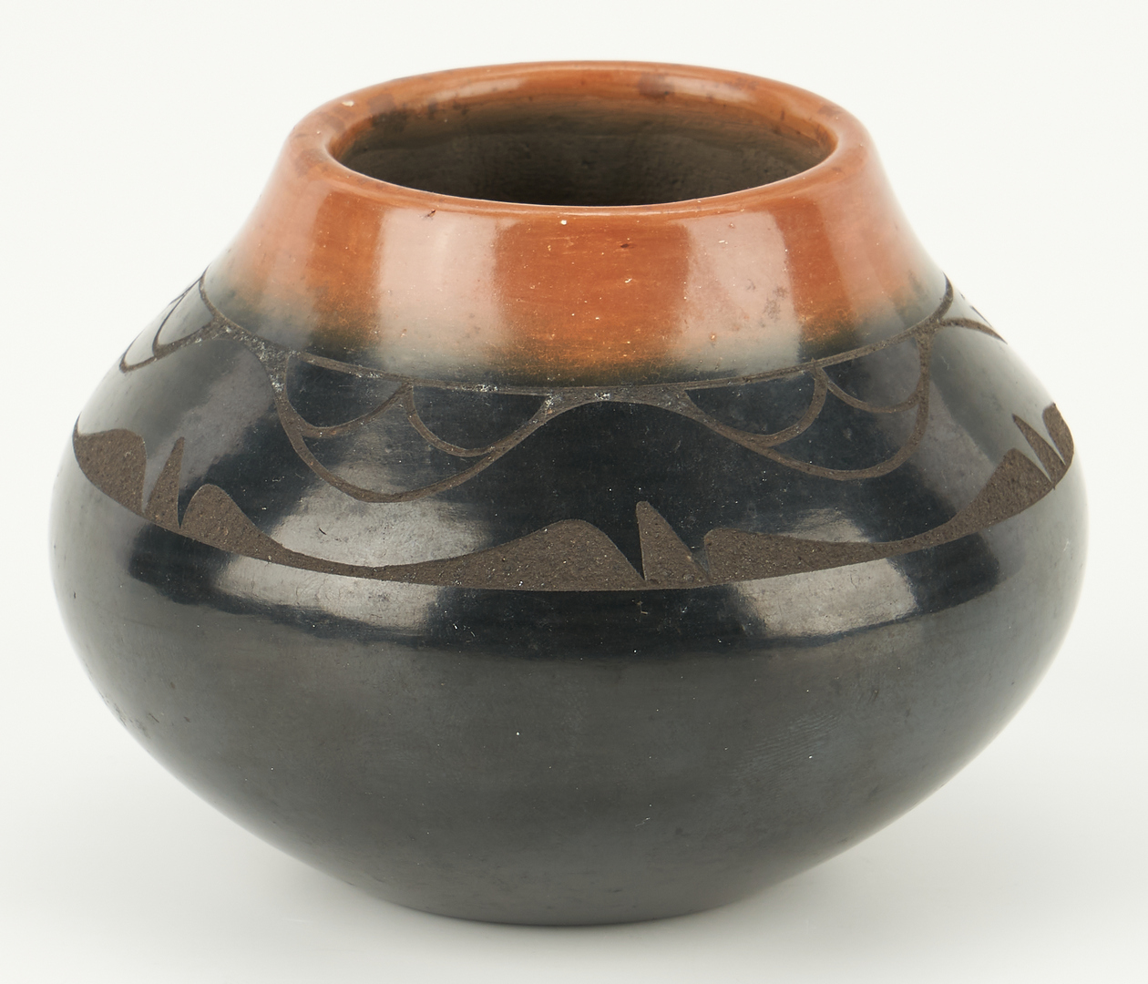 Lot 668: San Ildefonso Pottery Jar by Tony Da