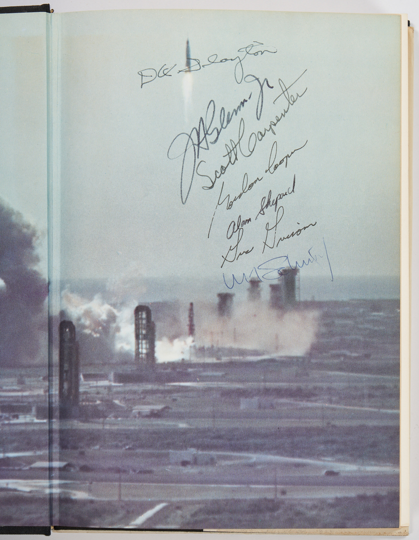 Lot 724: NASA Astronaut Related Archive with autographs, 89 items