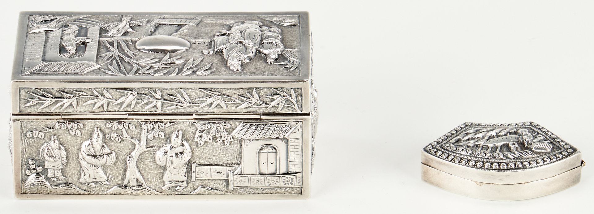 Lot 7: 2 Chinese Silver Snuff Boxes